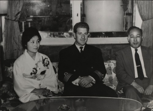 PPMHP 120939: Kapetan brod Baška Tonko Gamulin i miss Yokohama prilikom prvog putovanja broda u Japan