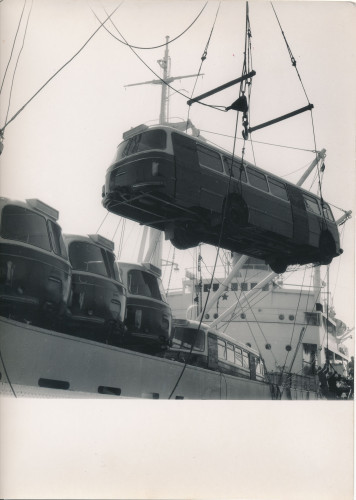 PPMHP 137215: Ukrcaj autobusa na brod Sarajevo u riječkoj luci