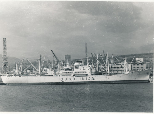 PPMHP 137300: Brod Hrvatska u riječkoj luci