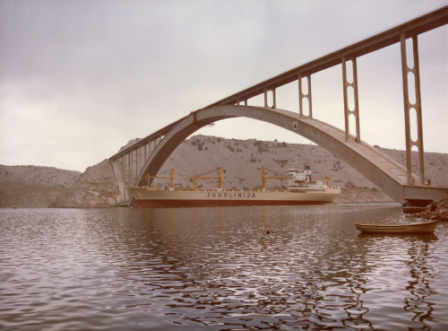 PPMHP 145607: Prolazak broda Tuhobić ispod Krčkog mosta