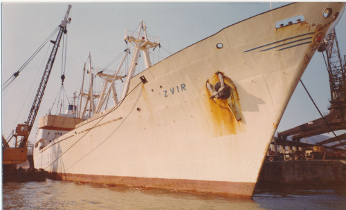 PPMHP 136596: Ukrcaj tereta na brod Zvir u riječkoj luci