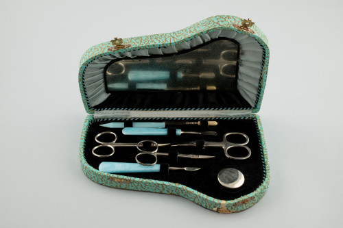 PPMHP 170022: Kutija sa setom za uređivanje noktiju