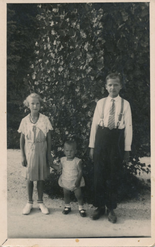 PPMHP 131879: Djeca obitelji Erjavec iz LJubljane