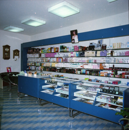 PPMHP 170148/7: Negativi iz ostavštine Istoga Žorža • Poslovna zgrada Brodomaterijala na Korzu - interijer