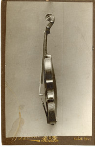 PPMHP 142551: Fotografija violine Jos. Guarneri del Gesu 1725 (ex Kocian)