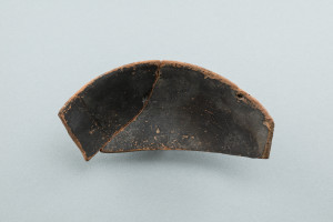 PPMHP 151526: Ulomak keramičkog tanjura
