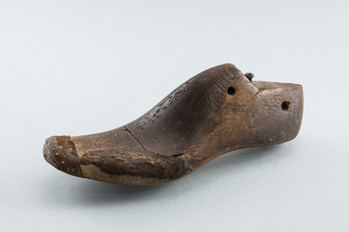 PPMHP 114003/2: Kalup za lijevu mušku cipelu • Drveno kopito