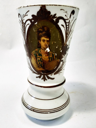 PPMHP 145309: Vaza sa ženskim likom