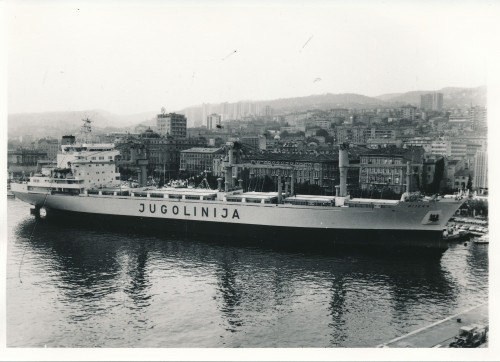 PPMHP 137298: Brod Rijeka u riječkoj luci